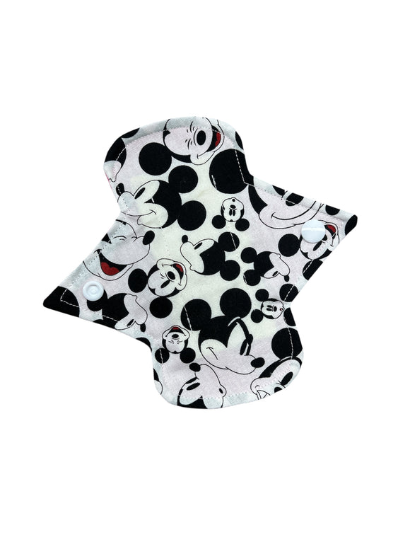 Liner 6” Mickey