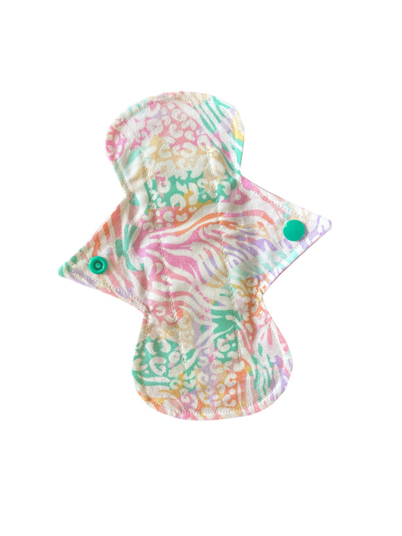 Liner 8” Animal print