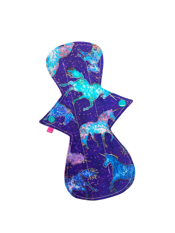 Moderado 11” Unicornios